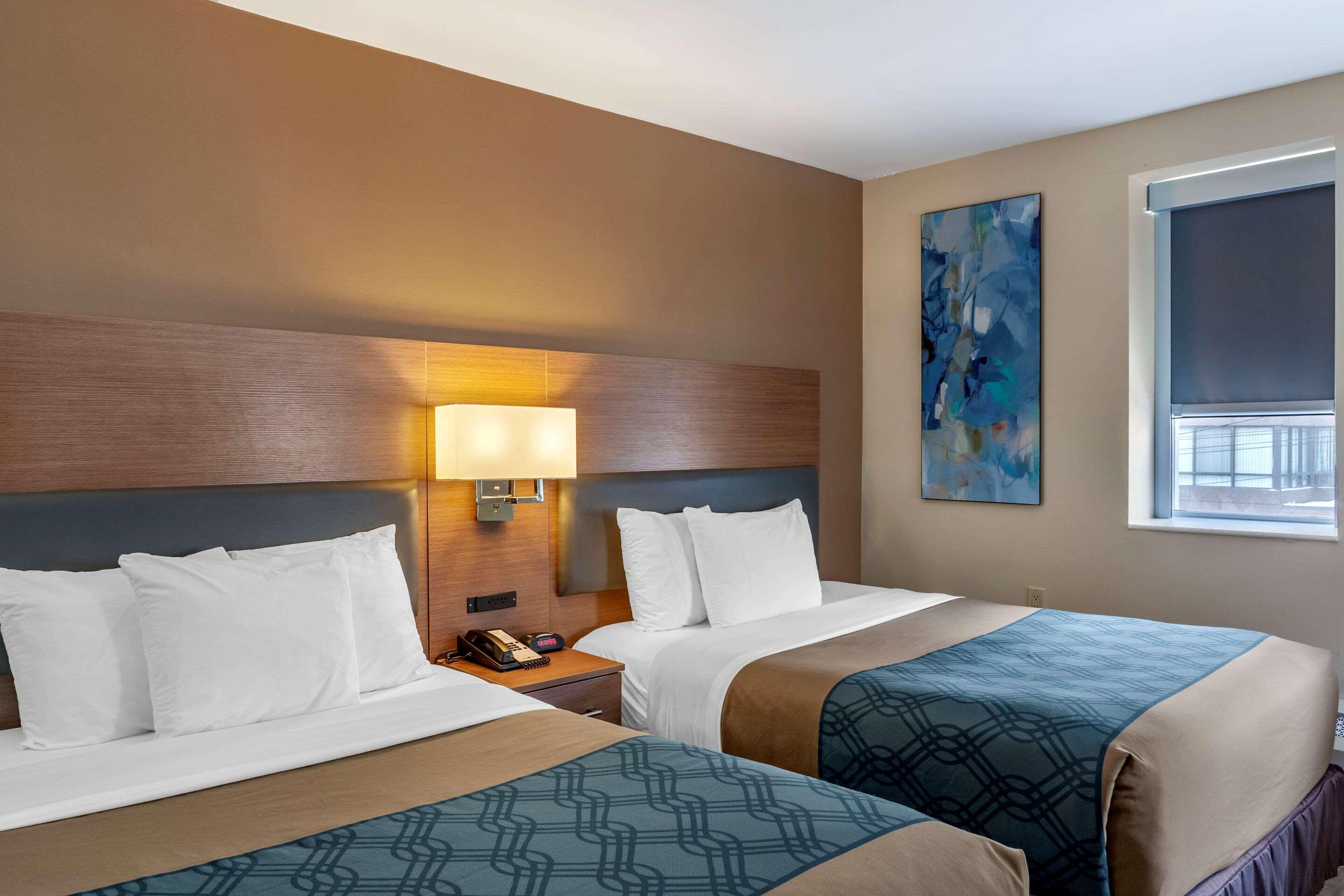 Econo Lodge Inn & Suites Downtown Торонто Екстер'єр фото