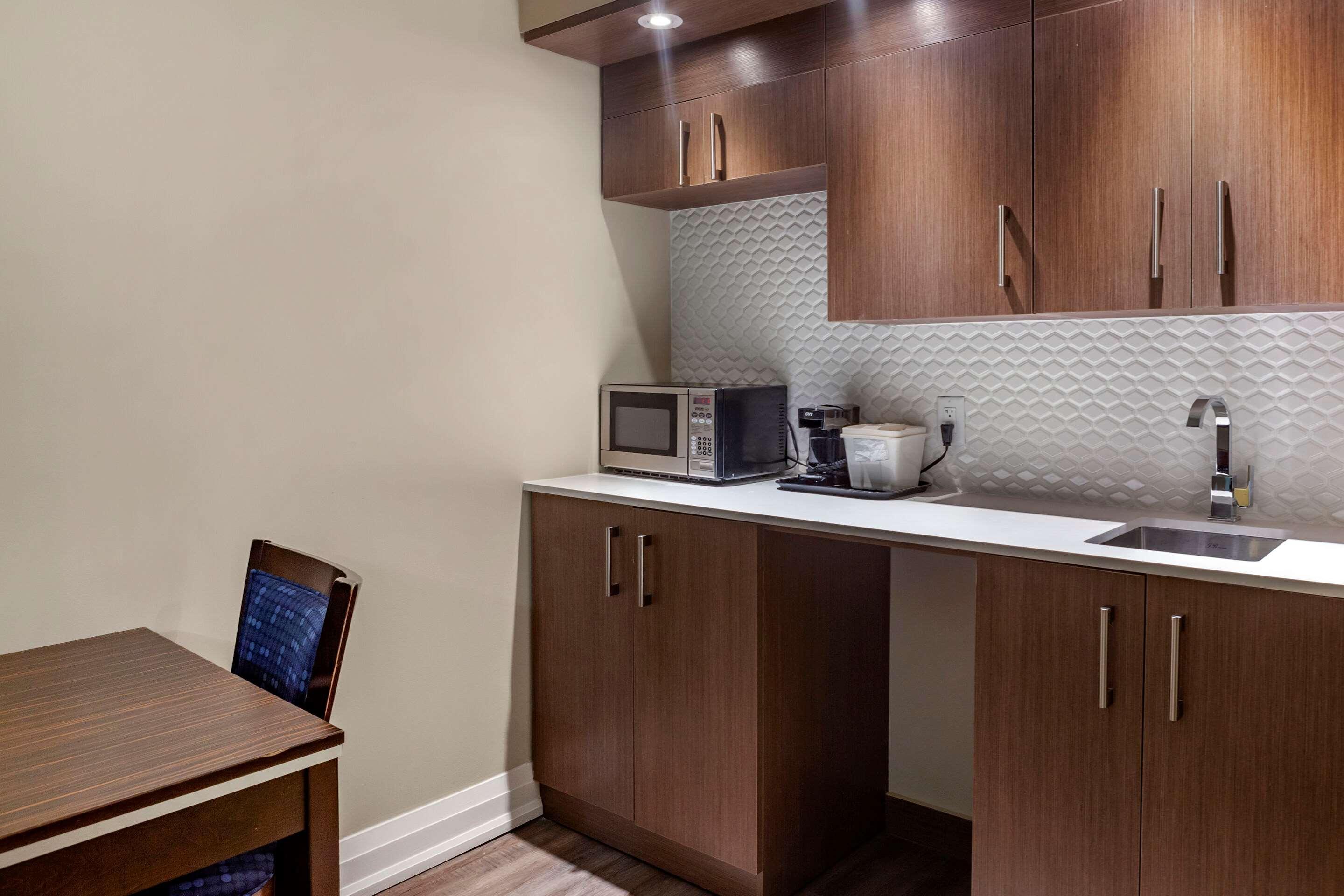Econo Lodge Inn & Suites Downtown Торонто Екстер'єр фото