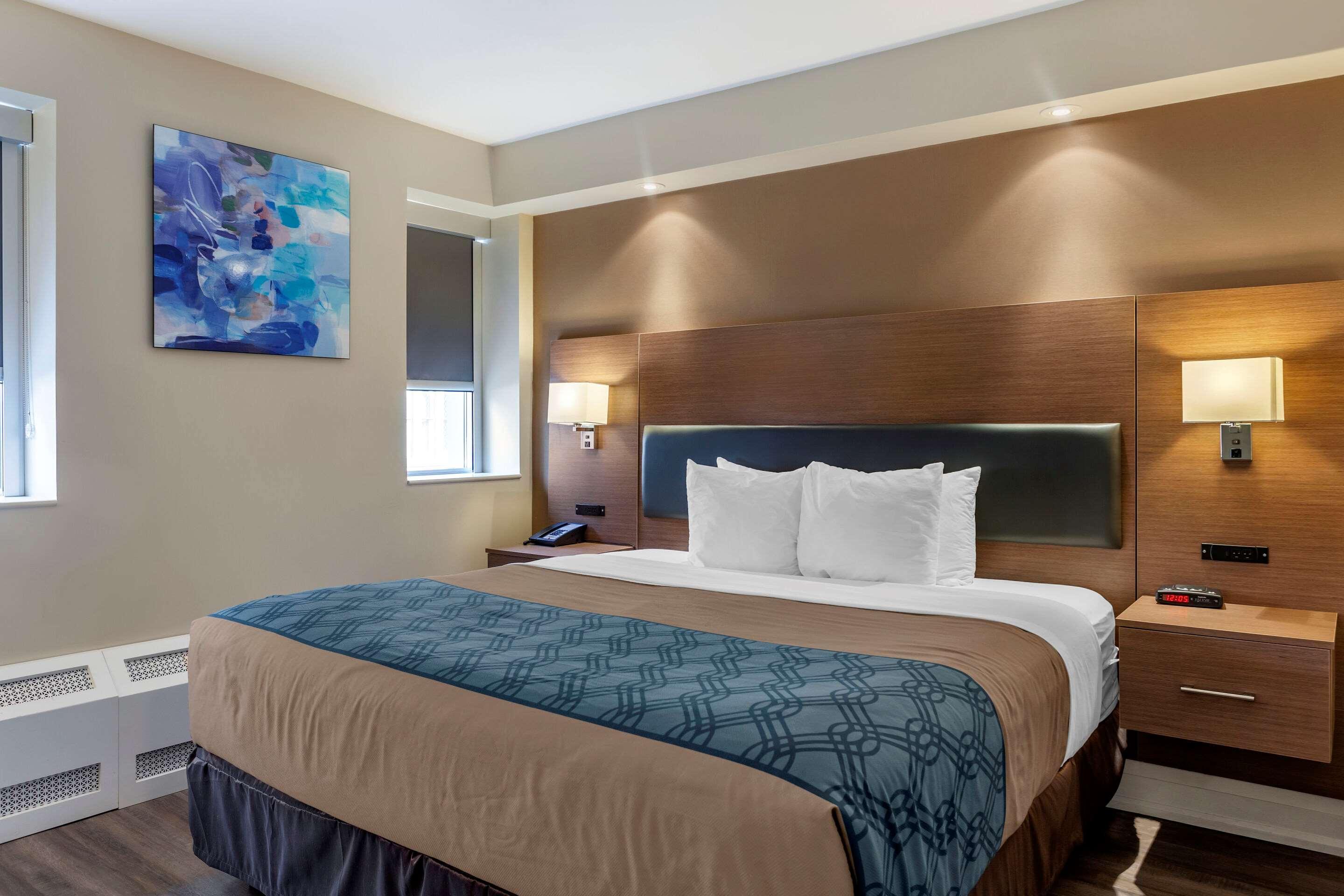 Econo Lodge Inn & Suites Downtown Торонто Екстер'єр фото